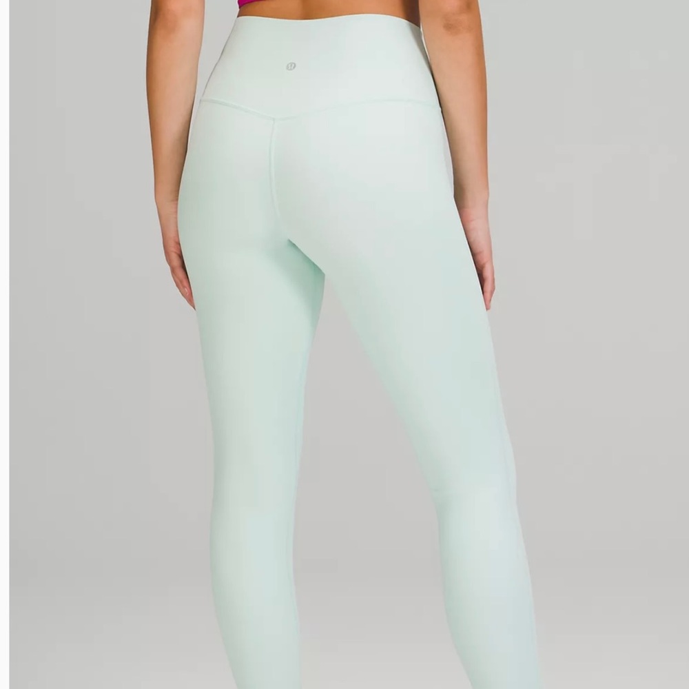 Lulu Lemon Align HR 28” NWT